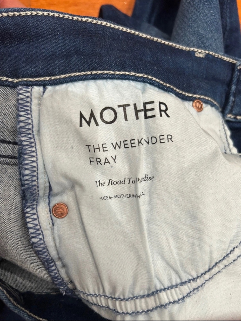 MOTHER The Weekender Fray Jeans Women Size 25 Dark Wash Bootcut Flare Denim - Picture 4 of 13